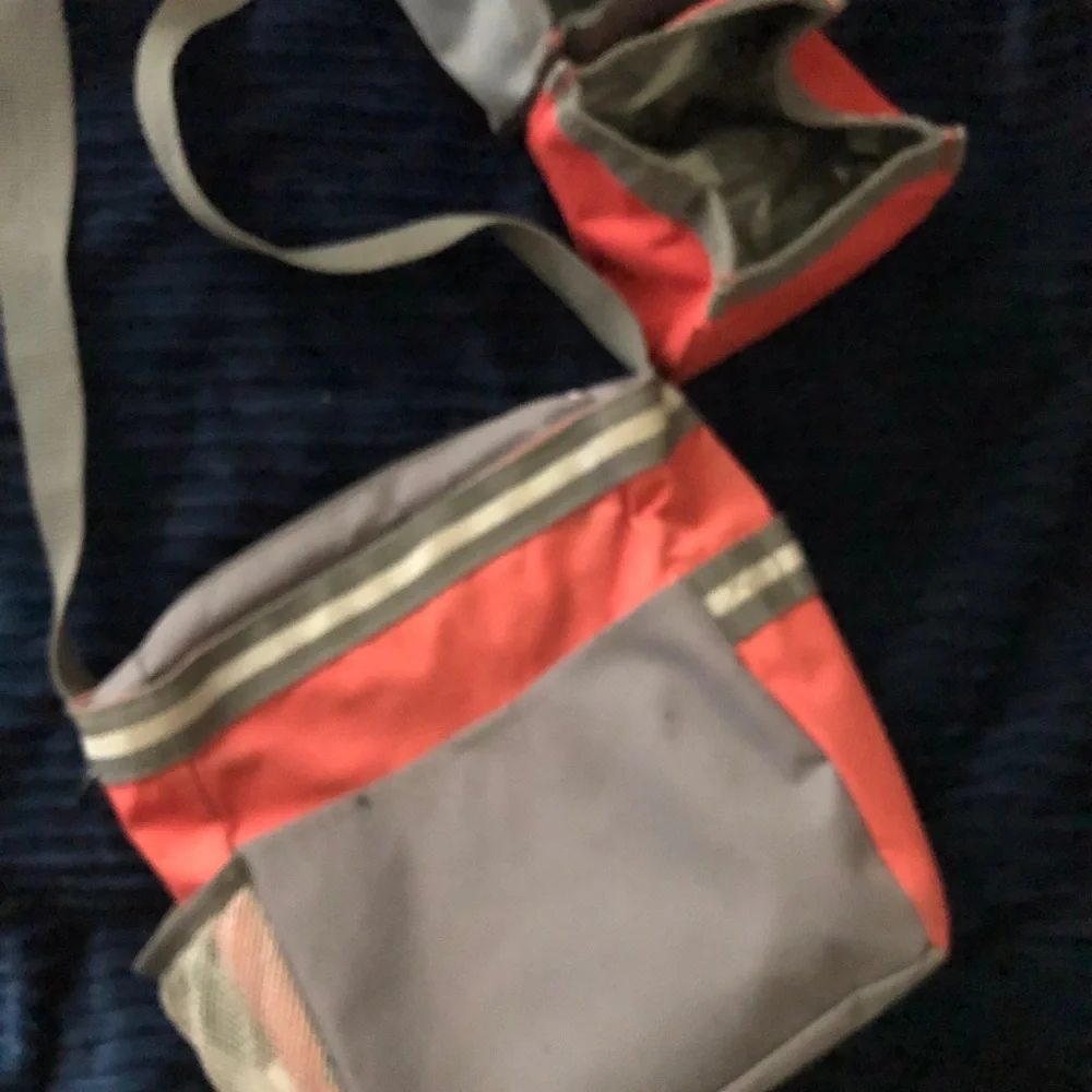 🐾- 🐾Pet Bag tote w/Bowls